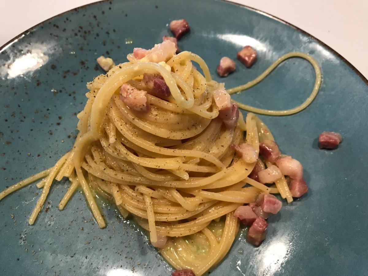 Una Casa Di Campagna Dossobuono Exteriör bild