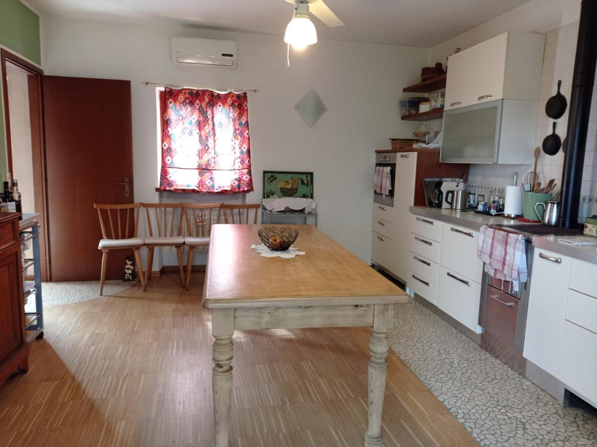 Una Casa Di Campagna Dossobuono Exteriör bild